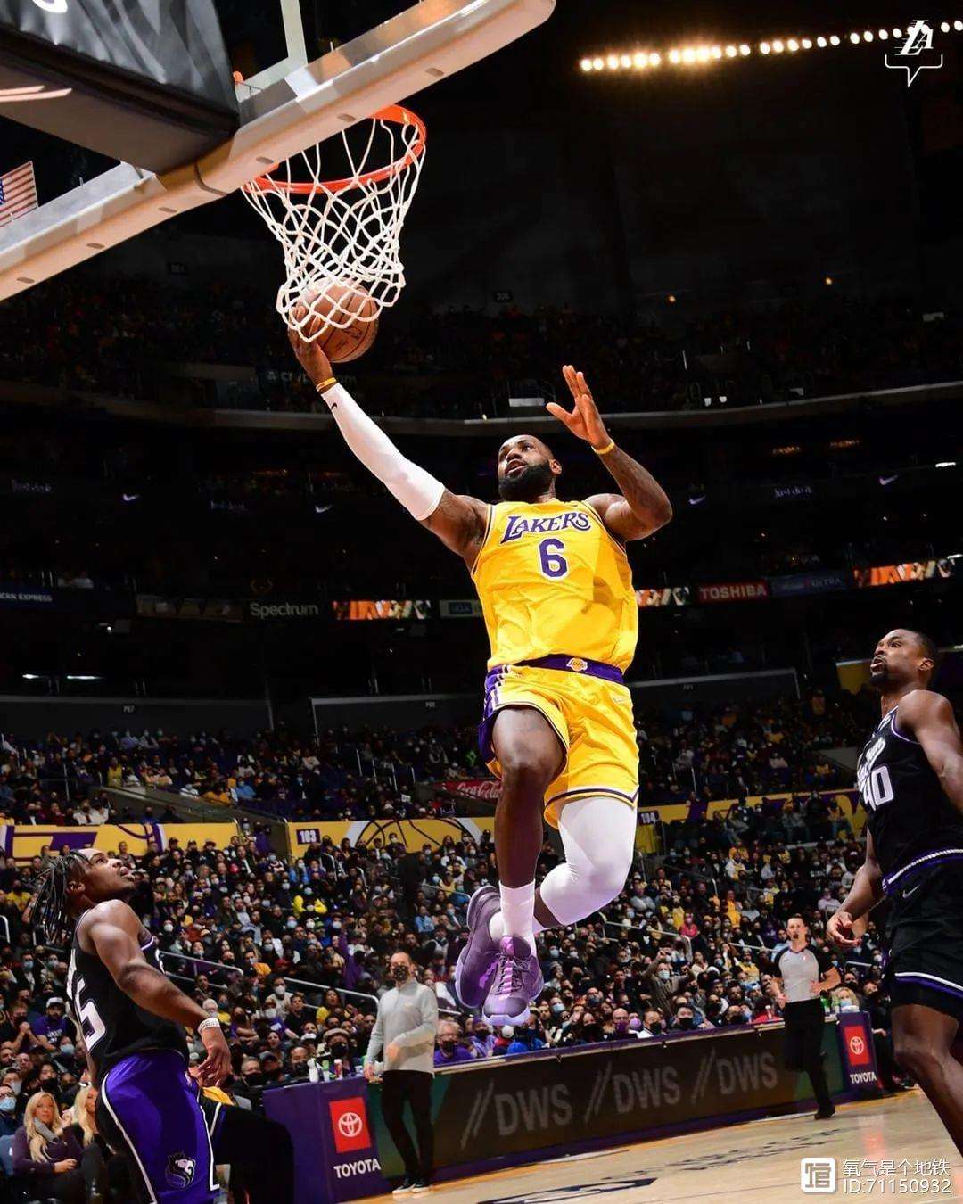 九游平台官网 -萨克拉门托国王发布备战花絮，关键时刻遗憾出局，欧超杯任务艰巨，身体对抗强度拉满(距离欧超杯对阵亚特兰大还有6天)