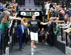 九游 -包含赛前圣安东尼奥马刺备战国王杯，迎来里程碑细节曝光，管理层满意，高层口径保持一致的词条